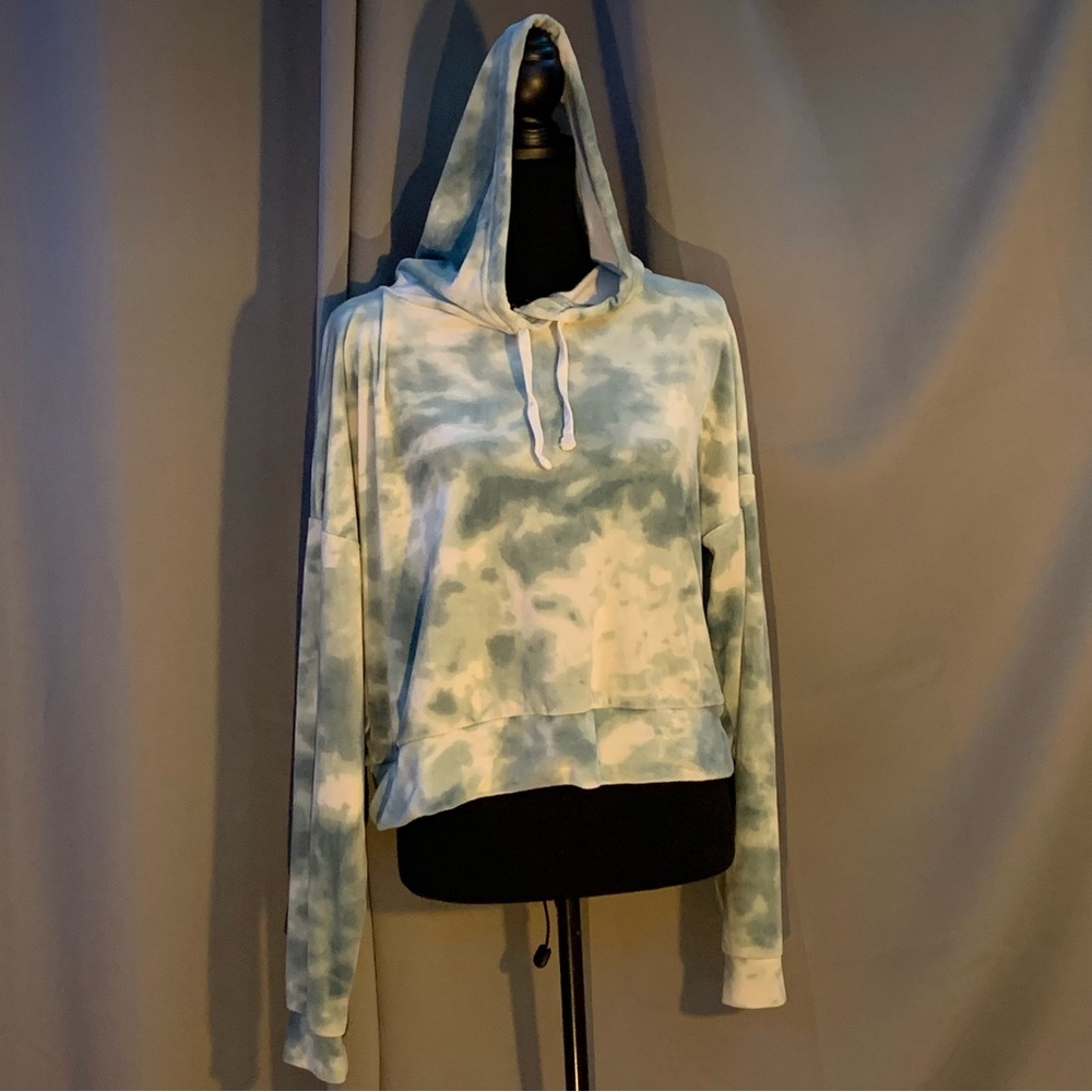 SO Lounge life softest hoddie
